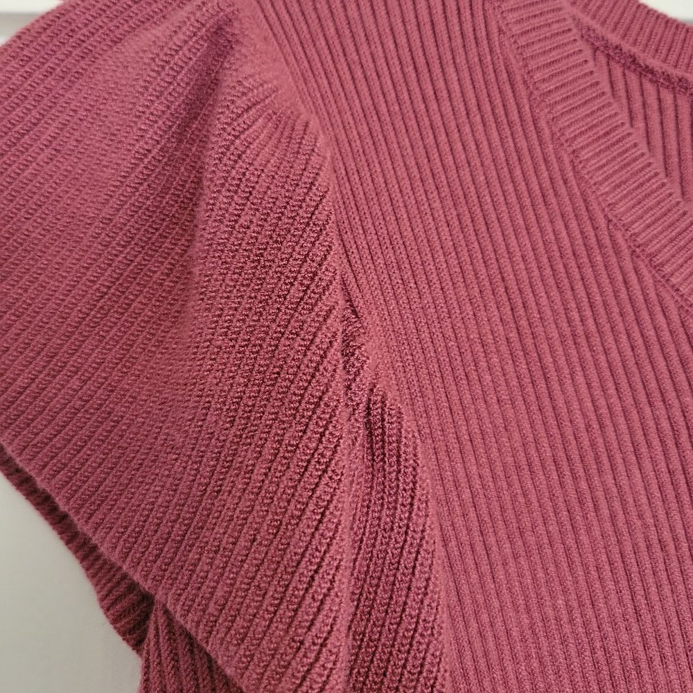 [Philosophy] Ribbed Ruffle Tank - Picture 4 of 6
